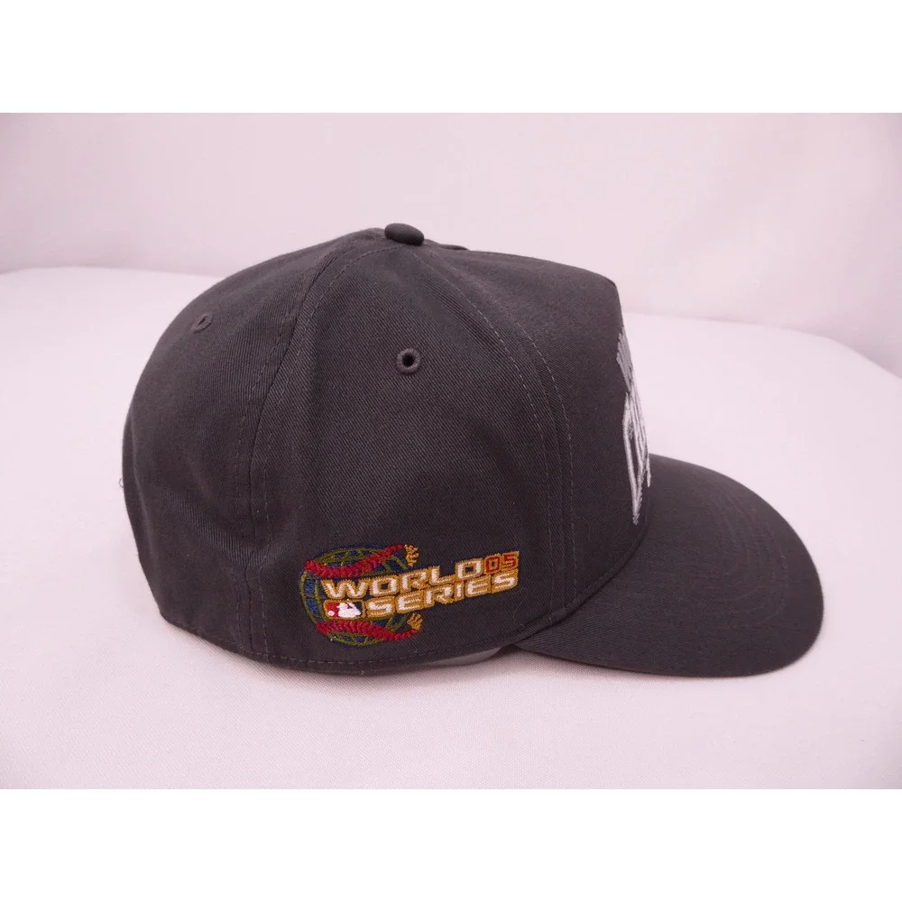 47 Brand Chicago White Sox 2005 World Series Champions Snapback Cap Hat Gray MLB